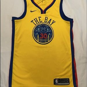 golden state warriors china town jersey (never worn)